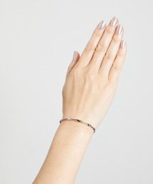 Zoule（ゾーラ）の「Zoule ゾーラ：stainless V-12　ステンレス　ブレスレッド　バングル（ブレスレット）」