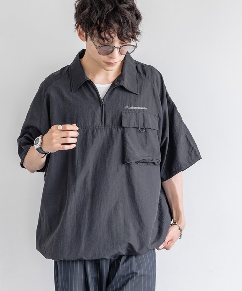 Ridingmania（ライディングマニア）の「【RIDINGMANIA】ナイロン/ワンポイント刺繍ハーフジップシャツ（シャツ/ブラウス・メンズ・グレー/ブラック/その他19・MEDIUM/LARGE）」の2枚目の写真