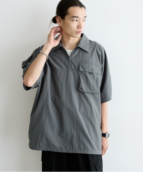 Ridingmania（ライディングマニア）の「【RIDINGMANIA】ナイロン/ワンポイント刺繍ハーフジップシャツ（シャツ/ブラウス・メンズ・グレー/ブラック/その他19・MEDIUM/LARGE）」の11枚目の写真