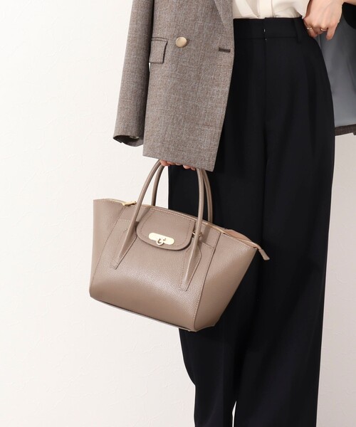 NOLLEY’S（ノーリーズ）の「スクエアトートバッグ（ショルダーバッグ・レディース・モカ/ブラック・FREE）」の2枚目の写真