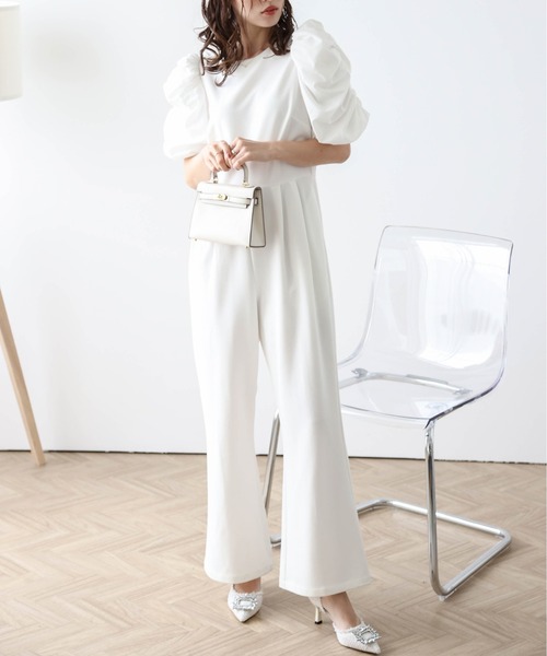 AMELY(エミリー)の「ギャザースリーブオールインワン(つなぎ/オールインワン・レディース・ホワイト/ブラック/ネイビー・L/M)」の1枚目の写真