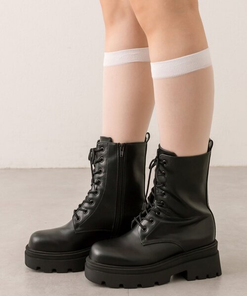 OLIVE des OLIVE（オリーブデオリーブ）の「レースアップショートブーツ（ブーツ・レディース・ブラック/ダークブラウン・SMALL/MEDIUM/LARGE）」の18枚目の写真