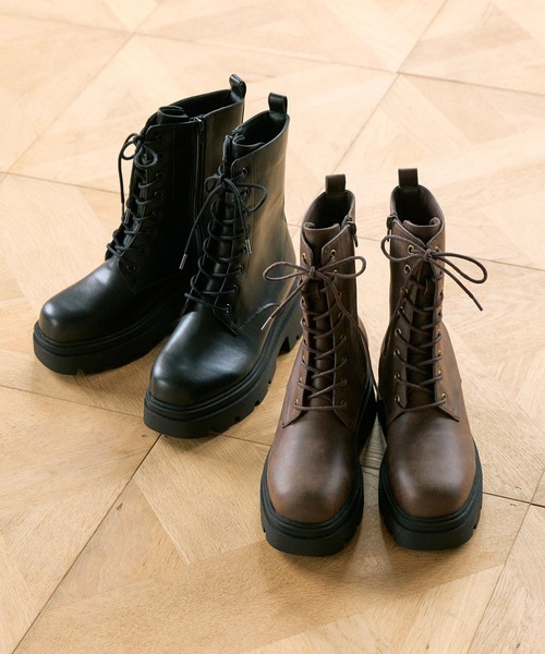 OLIVE des OLIVE（オリーブデオリーブ）の「レースアップショートブーツ（ブーツ・レディース・ブラック/ダークブラウン・SMALL/MEDIUM/LARGE）」の11枚目の写真