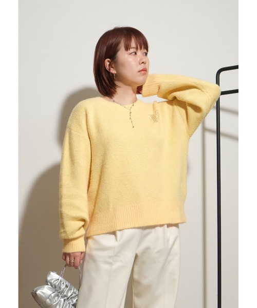 フェザーヤーンブローチロゴニット Palm Riche│Eimee Law & LHELBIE