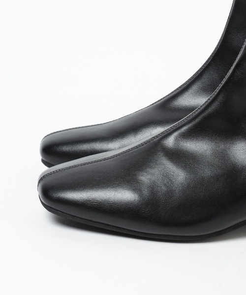 LEPSIM（レプシィム）の「ストレッチローヒールブーツ　147085（ブーツ・レディース・ブラック/アイボリー/ガンメタ・LARGE/MEDIUM）」の14枚目の写真