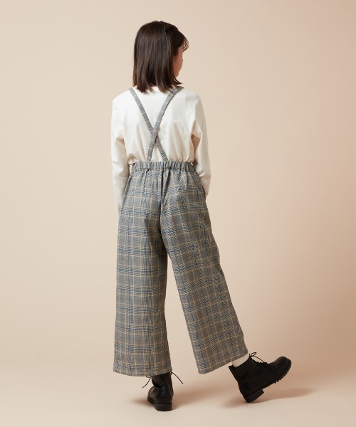 a.v.v（アーヴェヴェ）の「[140-150]サスペンダー付きワイドパンツ（その他パンツ・キッズ・ブラック/グレー/ライトブルー/ネイビー・150/140）」の17枚目の写真