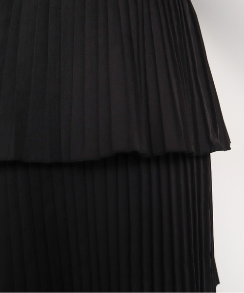 I am I in fact...（アイアムアイインファクト）の「Tiered pleats strap スカート（スカート・レディース・ブラック・FREE）」の6枚目の写真