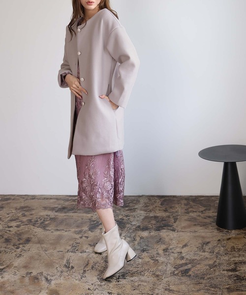 Doula Doula（ドゥーラドゥーラ）の「ノーカラーミドル丈コート（ノー