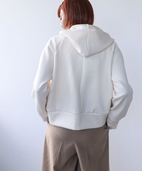 Cepica(セピカ)の「カルゼダンボールパーカー(パーカー・レディース・オフホワイト/ネイビー・FREE)」の10枚目の写真