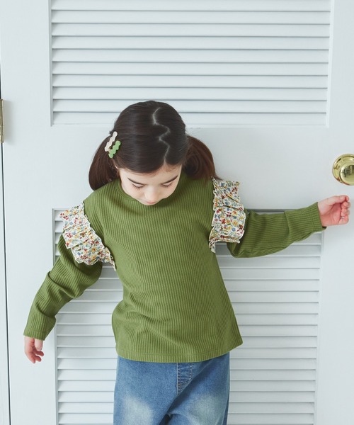 pairmanon（ペアマノン）の「【軽ふわっふる】 ワッフル 袖フリル アソート 長袖Tシャツ（Tシャツ/カットソー・キッズ・ブラック/ブラック系その他2/パープル系その他/ホワイト系その他/ブラック系その他/ホワイト系その他2/ホワイト系その他4/グリーン系その他/ベージュ/ピンク/ブラウン/アイボリー/ピンク系その他/オレンジ系その他・90/120/150/100/110/130/140）」の11枚目の写真