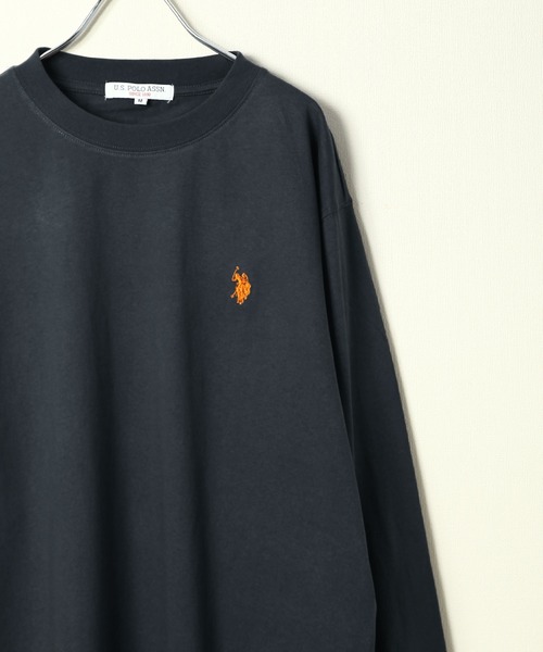 U.S. POLO ASSN.(ユーエスポロアッスン)の「【U.S.POLO ASSN.】 ワンポイント ロゴ刺繍 クルーネック 長袖 Tシャツ / ロンT(Tシャツ/カットソー・レディース・ダークグリーン/バイオレット/アイボリー/ブラック/レッド/オートミール/ネイビー・MEDIUM/X-LARGE/LARGE)」の17枚目の写真