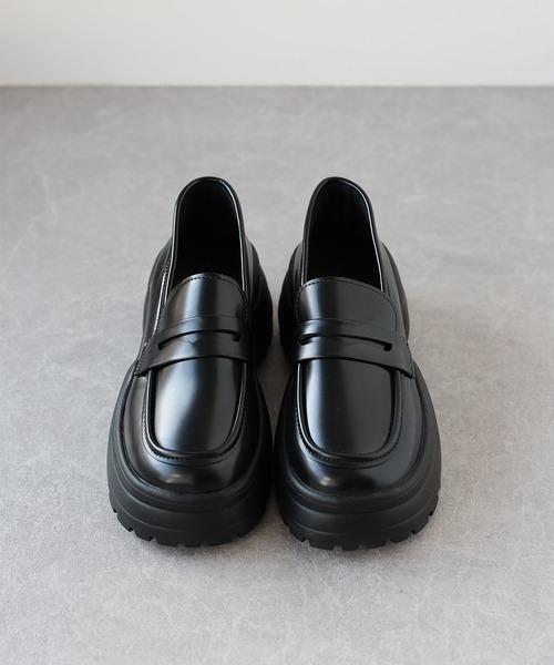 BLUEEAST(ブルーイースト)の「ボリューム厚底ローファー(ローファー・レディース・ブラウン/ブラック・LARGE/MEDIUM)」の11枚目の写真