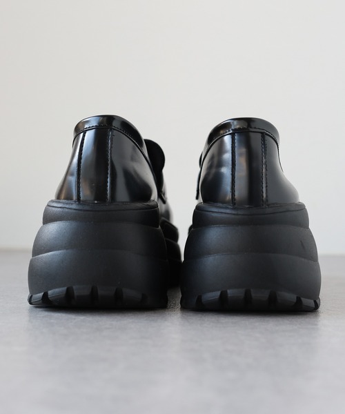 BLUEEAST(ブルーイースト)の「ボリューム厚底ローファー(ローファー・レディース・ブラウン/ブラック・LARGE/MEDIUM)」の13枚目の写真
