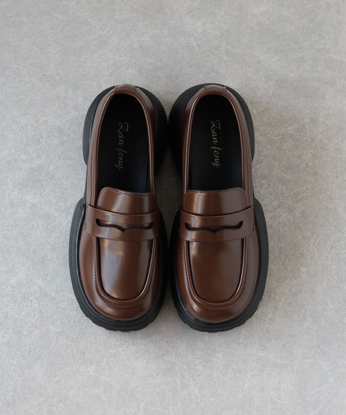 BLUEEAST(ブルーイースト)の「ボリューム厚底ローファー(ローファー・レディース・ブラウン/ブラック・LARGE/MEDIUM)」の8枚目の写真