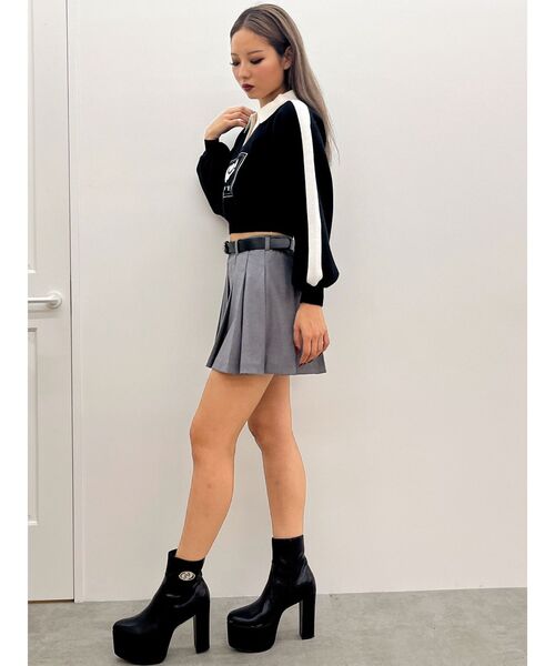 GYDA(ジェイダ)の「round GY BICOLOR POLOニットトップス(ニット/セーター・レディース・オフホワイト/ブラック/スカイブルー・FREE)」の22枚目の写真