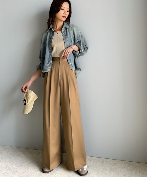 classicalelf(クラシカルエルフ)の「上品なデザインと履き心地。タック使いワイドシルエットハイウエストスラックス(スラックス・レディース・ベージュ/ホワイト系/ブラック・LARGE/SMALL/X-LARGE/MEDIUM)」の16枚目の写真