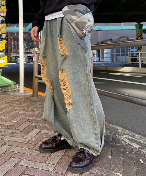 CIAOPANIC TYPY（チャオパニックティピー）の「【UNISEX】ダメージデニムカーブパンツ（デニムパンツ・メンズ・ブルー/ネイビー/ブラック・MEDIUM/LARGE）」の15枚目の写真