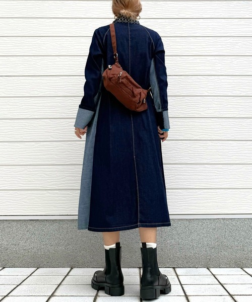 Q（キュー）の「デニムロングジャケット（デニムジャケット・レディース・ネイビー・MEDIUM）」の22枚目の写真