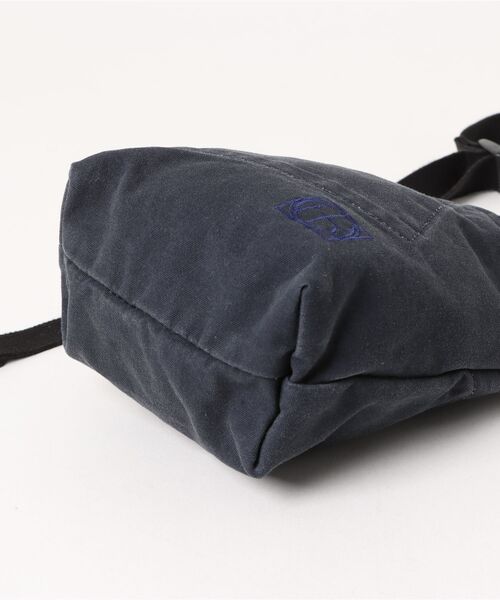 hobo(ホーボー)の「【hobo / ホーボー】AZUMA SHOULDER BAG S LIGHT CANVAS(ショルダーバッグ・メンズ・チャコール/ネイビー/ベージュ・FREE)」の5枚目の写真