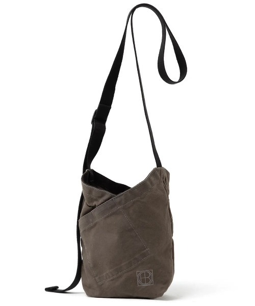 hobo(ホーボー)の「【hobo / ホーボー】AZUMA SHOULDER BAG S LIGHT CANVAS(ショルダーバッグ・メンズ・チャコール/ネイビー/ベージュ・FREE)」の2枚目の写真