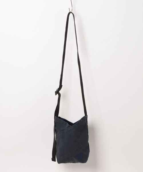 hobo(ホーボー)の「【hobo / ホーボー】AZUMA SHOULDER BAG S LIGHT CANVAS(ショルダーバッグ・メンズ・チャコール/ネイビー/ベージュ・FREE)」の8枚目の写真