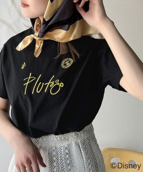 classicalelf(クラシカルエルフ)の「大人女子必見! 綿100%「ディズニー」サイン風刺繍Tシャツ(半袖)(Tシャツ/カットソー・レディース・ブラック系5/ホワイト系1/ホワイト系2/ブラック系2/ブラック系4/ベージュ系1/ホワイト系3/ホワイト系5/ベージュ系3/ベージュ系4/ベージュ系5/ブラック系1/ブラック系3/ホワイト系4/ベージュ系2・LARGE/MEDIUM/SMALL/X-LARGE)」の10枚目の写真