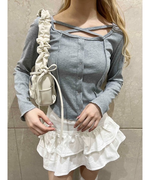 PHILLY（フィリー）の「【PHILLY】クロスデザインフェイクカーデトップス（Tシャツ/カットソー・レディース・ブラック/グレー/ホワイト・FREE）」の3枚目の写真