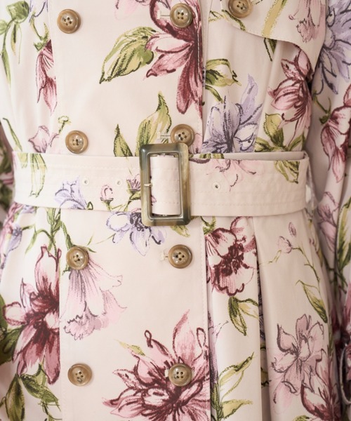 SNIDEL（スナイデル）の「フラワードレストレンチコート