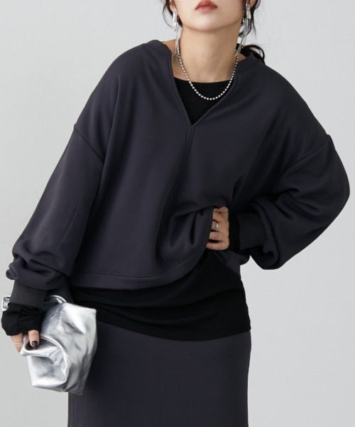nissen(ニッセン)の「裏シャギー上下セットアップ(キーネックプルオーバー+Iラインスカート)(Tシャツ/カットソー・レディース・グレー/ブラック・S/3L/LL/L/M)」の14枚目の写真