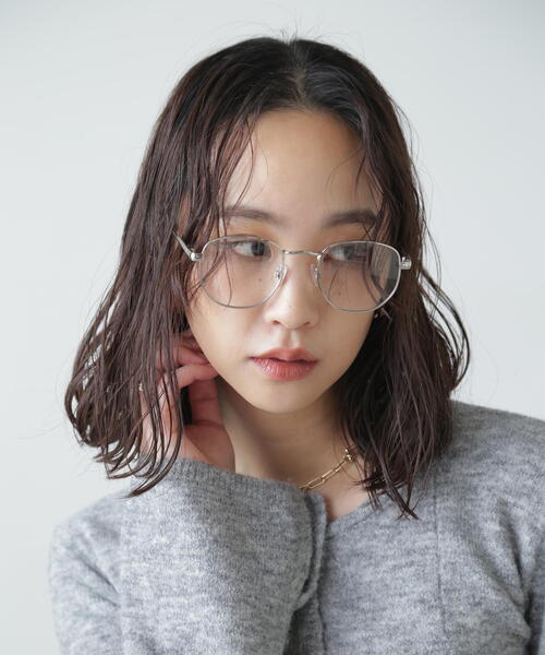 FREE'S MART（フリーズマート）の「◆シルバーフレーム伊達メガネ（メガネ・レディース・ホワイト・ﾌﾘ-）」の2枚目の写真