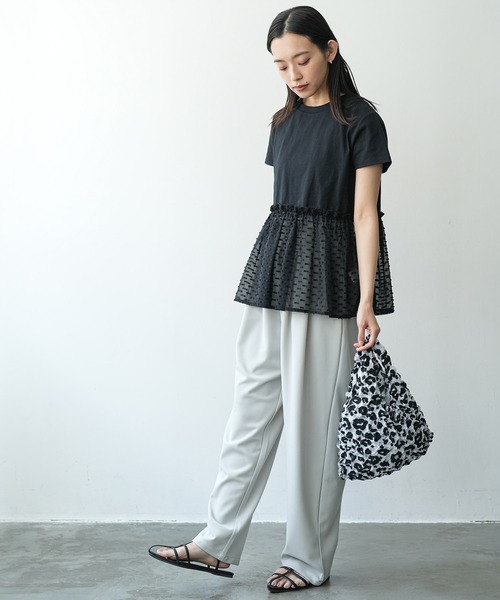mili an deni(ミリアンデニ)の「異素材ペプラムTシャツ(Tシャツ/カットソー・レディース・ブラック/チャコールグレー/オフホワイト・M)」の10枚目の写真