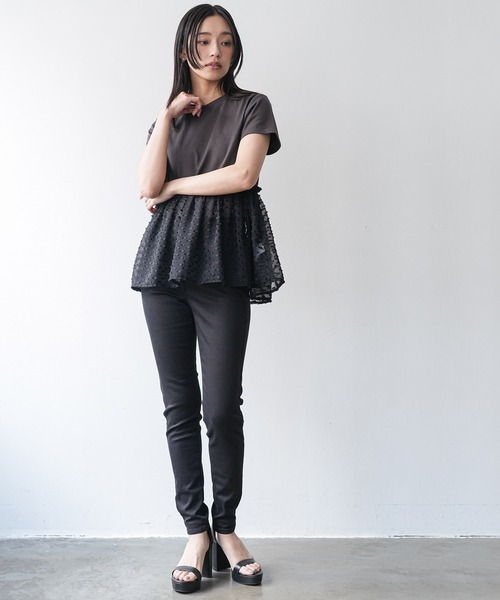 mili an deni(ミリアンデニ)の「異素材ペプラムTシャツ(Tシャツ/カットソー・レディース・ブラック/チャコールグレー/オフホワイト・M)」の13枚目の写真