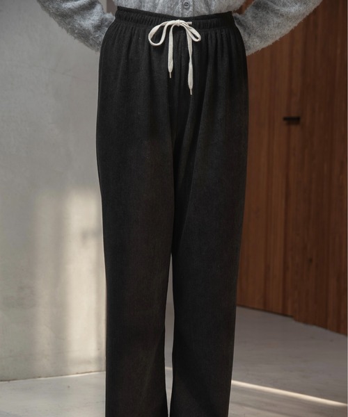 lawgy(ラウジー)の「rafu rib string straight pants / ラフリブストリングストレートパンツ(その他パンツ・レディース・ホワイト/ブラック/チョコ・FREE)」の7枚目の写真