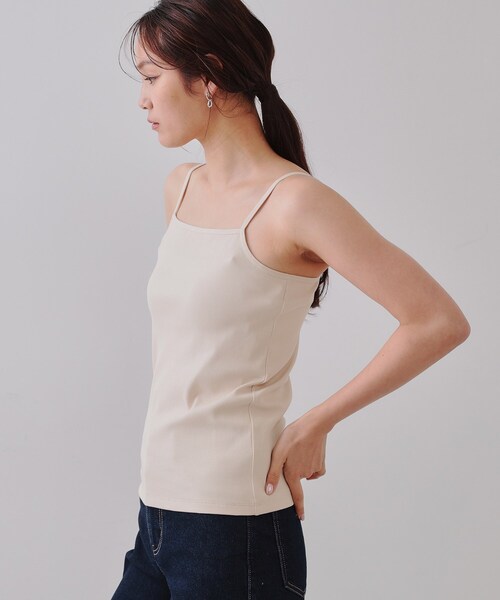 OPAQUE.CLIP(オペークドットクリップ)の「コットンリブキャミソール【洗濯機洗い可】(タンクトップ・レディース・ライトベージュ/オフホワイト/ブラック・36/40/38)」の11枚目の写真