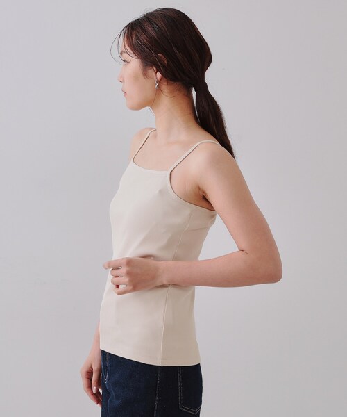 OPAQUE.CLIP(オペークドットクリップ)の「コットンリブキャミソール【洗濯機洗い可】(タンクトップ・レディース・ライトベージュ/オフホワイト/ブラック・36/40/38)」の15枚目の写真