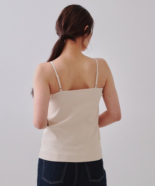 OPAQUE.CLIP(オペークドットクリップ)の「コットンリブキャミソール【洗濯機洗い可】(タンクトップ・レディース・ライトベージュ/オフホワイト/ブラック・36/40/38)」の16枚目の写真