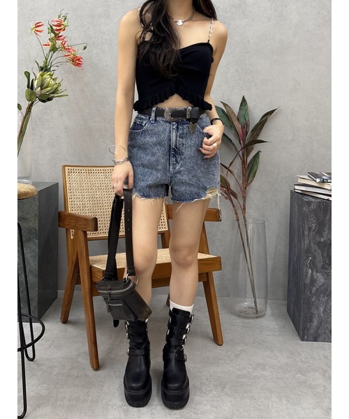 EVRIS（エヴリス）の「ダメージデニムショートパンツ（デニムパンツ・レディース・ベージュ/ブルー/ブラック・SMALL/MEDIUM）」の5枚目の写真