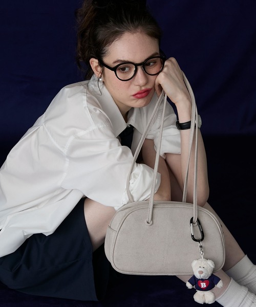 BONLECILL Marche（ボンルシールマルシェ）の「【BONLECILL Marche】《軽量》ロングハンドルスクエアボストンバッグ（ボストンバッグ・レディース・ブラック/レッド/キャメル/アイボリー/グリーン/ワイン/ブラウン系/ベージュ/ブラウン/ベージュ系・FREE）」の6枚目の写真