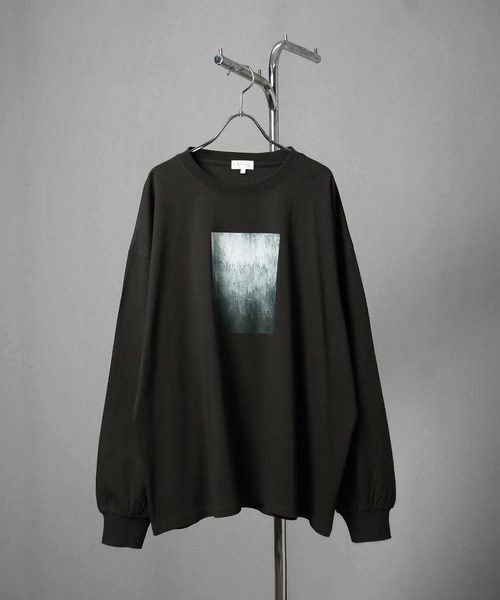 NILWAY（ニルウェイ）の「アソートグラフィック 長袖 ロング Tシャツ ロンT（Tシャツ/カットソー・メンズ・ブラック/ホワイト系/ホワイト系1/ホワイト系2/グレー系2/グレー系/ブラック系2/チャコール/ブラック系/ホワイト/ブラック系1/グレー系1・MEDIUM/LARGE）」の10枚目の写真