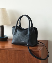 IACUCCI ブルーショルダーバッグ IACUCCI｜イアクッチのバッグ（ブルー・ネイビー/青色系）通販