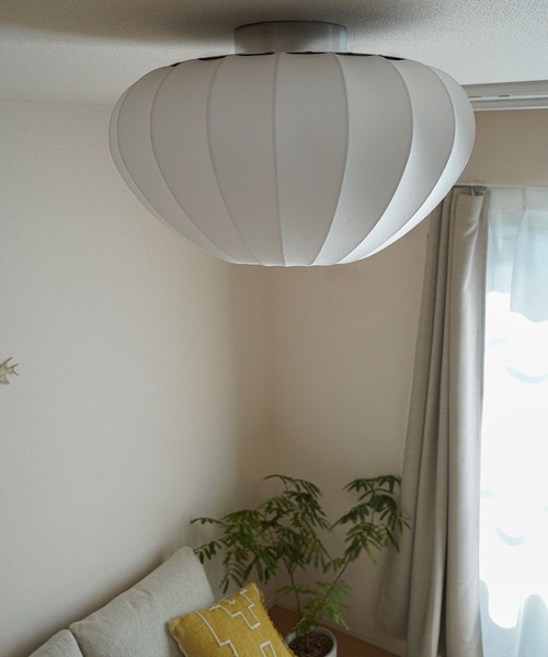 TIMELESS COMFORT（タイムレスコンフォート）の「ecruxe（エクリュクス）POM CEILING LAMP/ポムシーリングランプ（照明・レディース・ホワイト・ONE SIZE）」の3枚目の写真