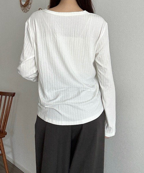 Cham.（チャム）の「ロングスリーブリブトップス（Tシャツ/カットソー・レディース・ベージュ/ブラウン/オフホワイト・F）」の4枚目の写真