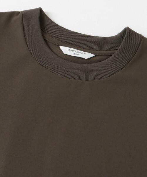 URBAN RESEARCH DOORS(アーバンリサーチドアーズ)の「『吸水速乾/UVカット/防シワ』ダブルクロス ストレッチプルオーバー(Tシャツ/カットソー・メンズ・ブラック/オフホワイト/チャコールグレー/ブラウン・MEDIUM/LARGE)」の22枚目の写真