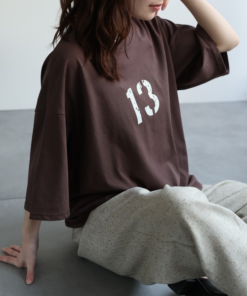 ap retro(アプレトロ)の「【選べる】BIGプリントTeeシャツ / フォトプリント / ロゴプリント(Tシャツ/カットソー・レディース・ブラック/カーキ/ブラック系その他/グレー/ホワイト系その他2/ホワイト/ベージュ系その他/ボルドー/ブラウン/オートミール/ネイビー/ベージュ・FREE)」の6枚目の写真