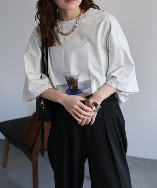 ap retro(アプレトロ)の「【選べる】BIGプリントTeeシャツ / フォトプリント / ロゴプリント(Tシャツ/カットソー・レディース・ブラック/カーキ/ブラック系その他/グレー/ホワイト系その他2/ホワイト/ベージュ系その他/ボルドー/ブラウン/オートミール/ネイビー/ベージュ・FREE)」の5枚目の写真