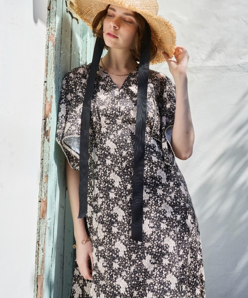 Unitage(ユニテージ)の「ハンカチスリーブ花柄ワンピース(ワンピース・レディース・ピンク/ブラック・FREE)」の12枚目の写真