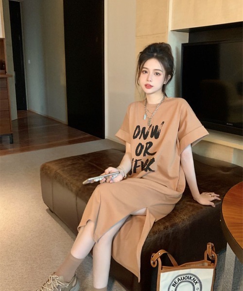 LETee（レティー）の「ロゴプリント　ティーシャツワンピース（Tシャツ/カットソー・レディース・グレー/ブラック/モカ・FREE）」の10枚目の写真