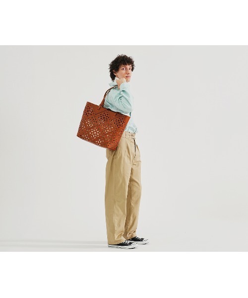 genten(ゲンテン)の「サスカットバスケット手提げバッグ<LL>(トートバッグ・レディース・ホワイト/ブラウン/グリーン/ベージュ・FREE)」の14枚目の写真