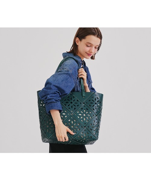 genten(ゲンテン)の「サスカットバスケット手提げバッグ<LL>(トートバッグ・レディース・ホワイト/ブラウン/グリーン/ベージュ・FREE)」の18枚目の写真