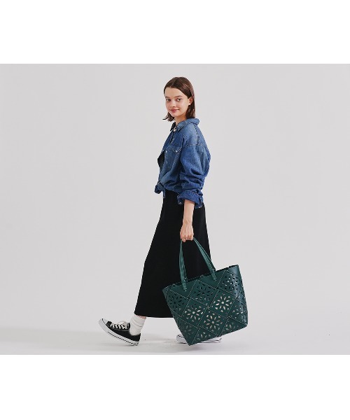 genten(ゲンテン)の「サスカットバスケット手提げバッグ<LL>(トートバッグ・レディース・ホワイト/ブラウン/グリーン/ベージュ・FREE)」の19枚目の写真
